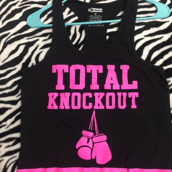 Workout set: Tank top and sports bra - Picture 4 of 7